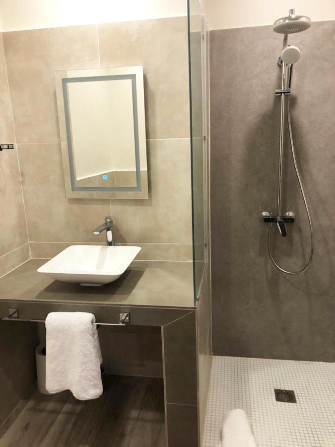 Hotel L'Adresse Дакар Екстериор снимка