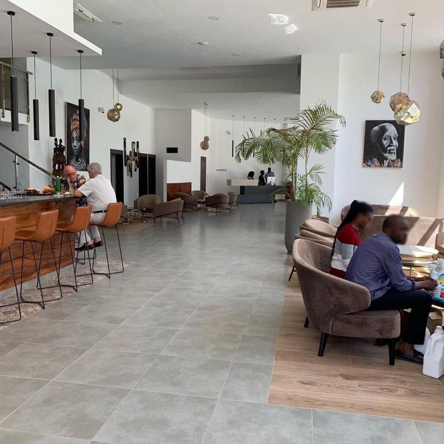Hotel L'Adresse Дакар Екстериор снимка