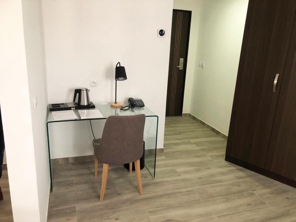 Hotel L'Adresse Дакар Екстериор снимка