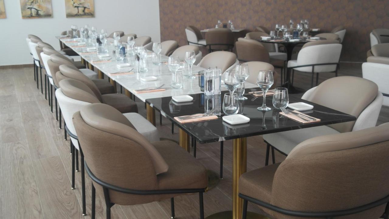 Hotel L'Adresse Дакар Екстериор снимка