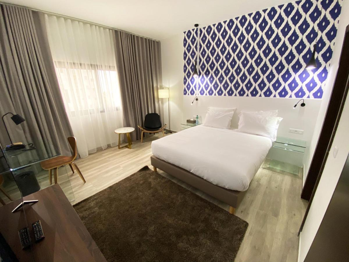 Hotel L'Adresse Дакар Екстериор снимка